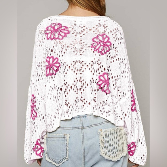 White and Pink Floral Lace Women's Top - Picture 2 of 13